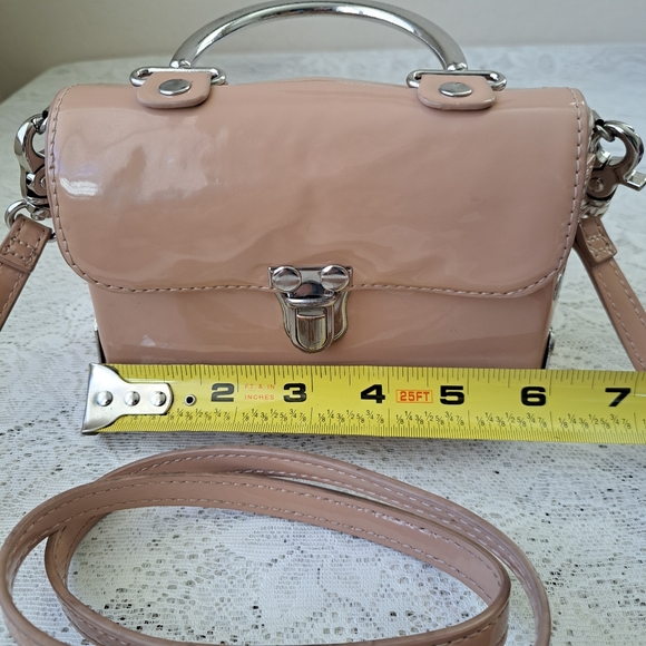 Cute Boxy Mini Bag Crossbody in Nude/Beige with Stud Accents Urban Outfitters - Picture 13 of 16